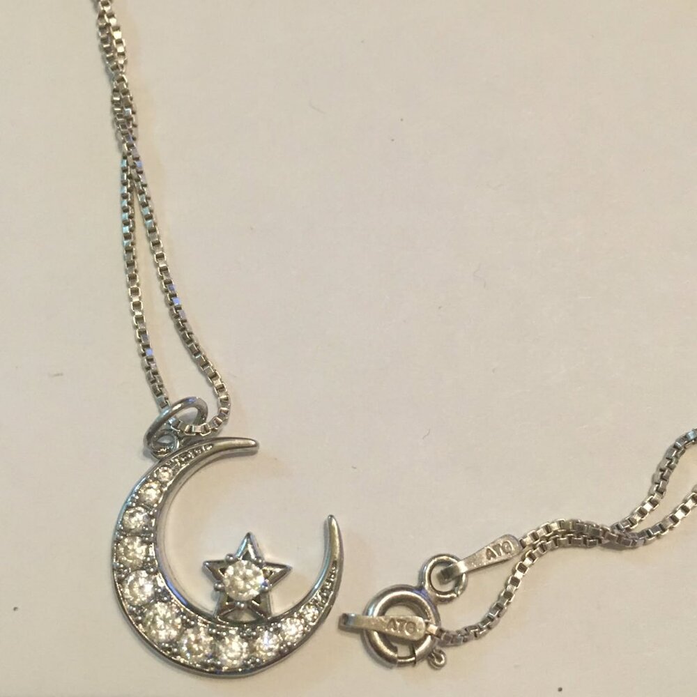 Crescent Moon Necklace Silver Beautiful